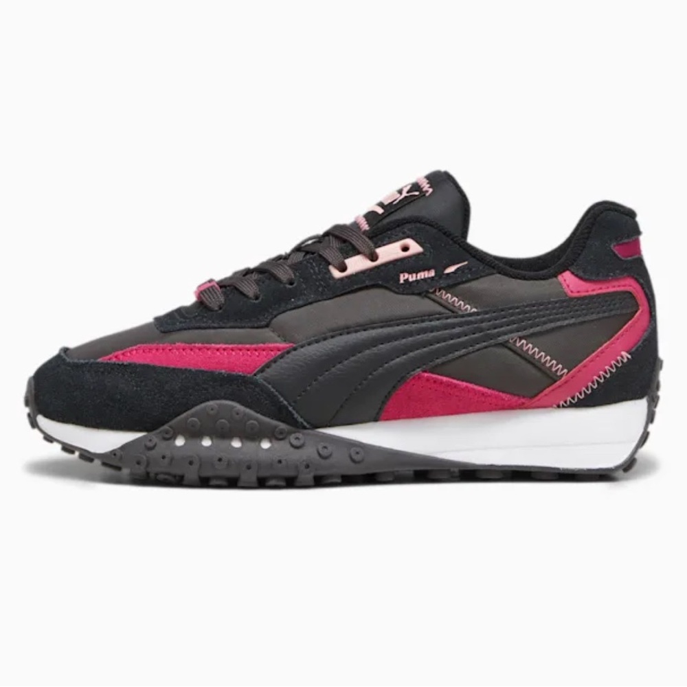 Puma Women's Black and Pink Athletic Sneakers (Size 11 Women, 9 1/2 Men)